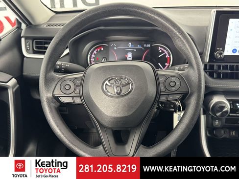 Certified 2025 Toyota RAV4 LE image 30