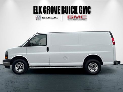 Used 2023 GMC Savana 2500 w/ Driver Convenience Package image 7