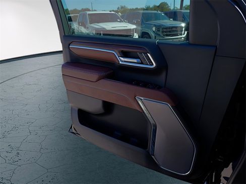 New 2025 GMC Sierra 3500 Denali Ultimate image 19