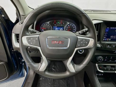 Used 2024 GMC Terrain SLE FWD image 12