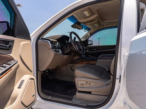 Used 2016 Chevrolet Tahoe LTZ AWD/4WD image 17