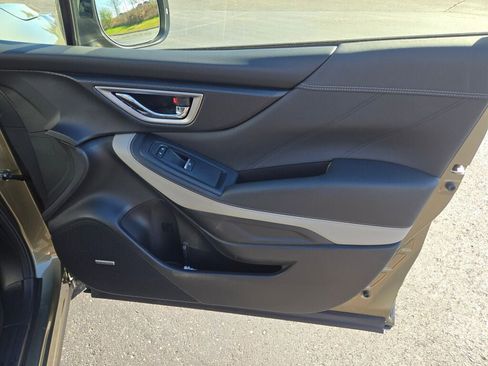 Certified 2023 Subaru Forester Limited image 7