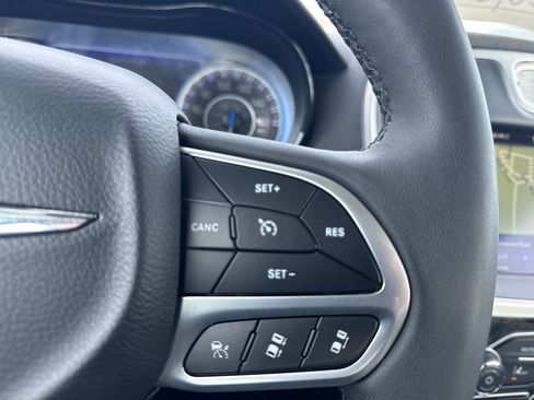 Used 2023 Chrysler 300 Touring L w/ Popular Equipment Group image 26