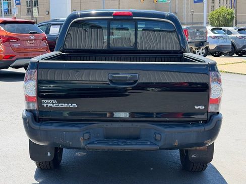 Used 2011 Toyota Tacoma 4x4 Double Cab w/ Convenience Pkg image 29