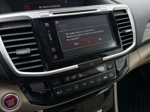 Used 2017 Honda Accord EX image 21