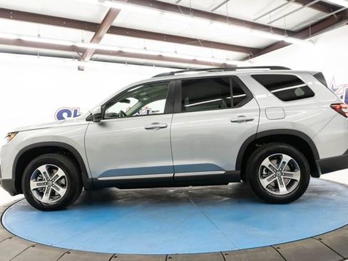 New 2026 Honda Pilot EX-L image 5