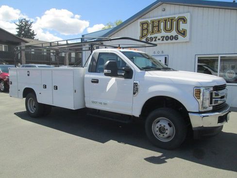 Used 2019 Ford F350 XLT image 1