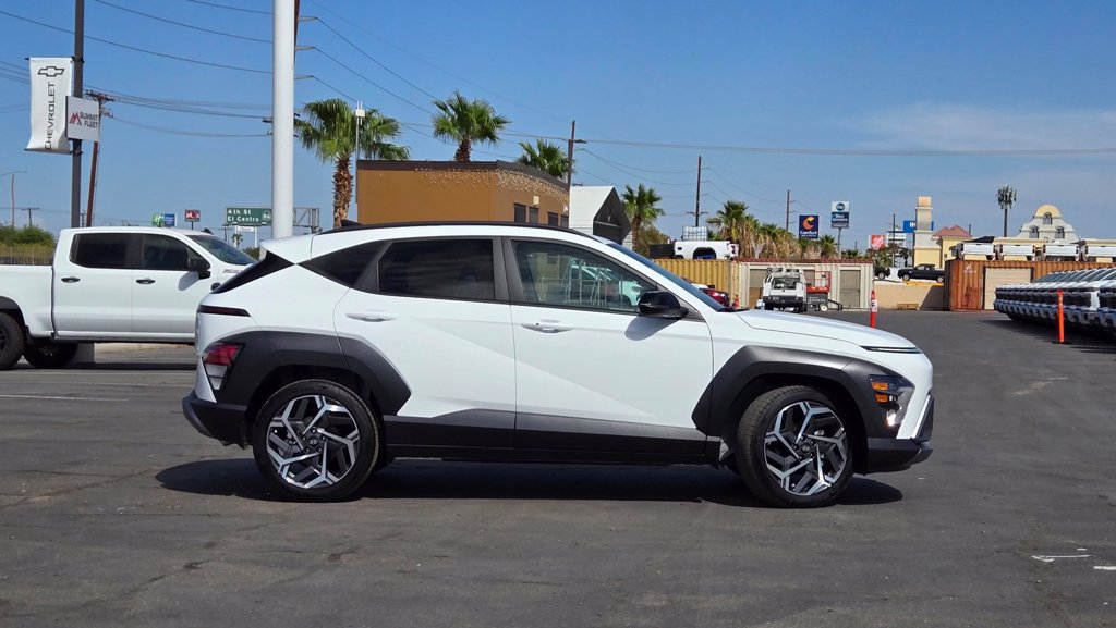 Used 2026 Hyundai Kona SEL Premium FWD image 3