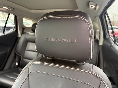 Used 2019 GMC Terrain Denali image 15