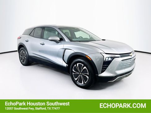 Used 2024 Chevrolet Blazer EV LT AWD/4WD image 1