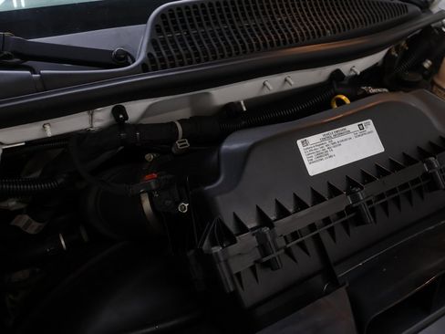 Used 2020 Chevrolet Express 2500 w/ Driver Convenience Package image 23