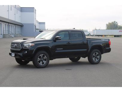 Used 2016 Toyota Tacoma TRD Sport w/ Premium & Technology Package