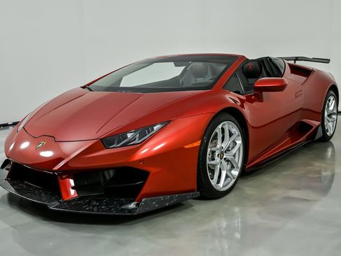 Used 2019 Lamborghini Huracan LP 580-2 image 7