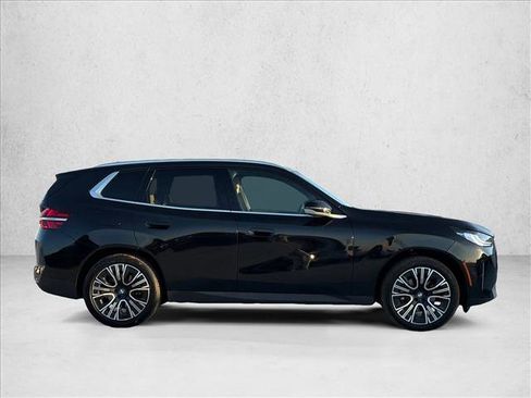 Used 2025 BMW X3 xDrive30i w/ Convenience Package image 4