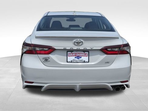 Used 2024 Toyota Camry SE FWD image 7