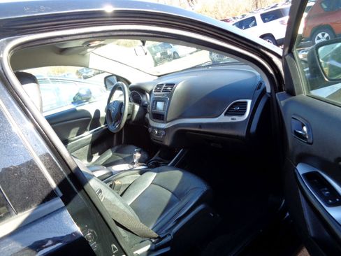 Used 2016 Dodge Journey SXT image 18