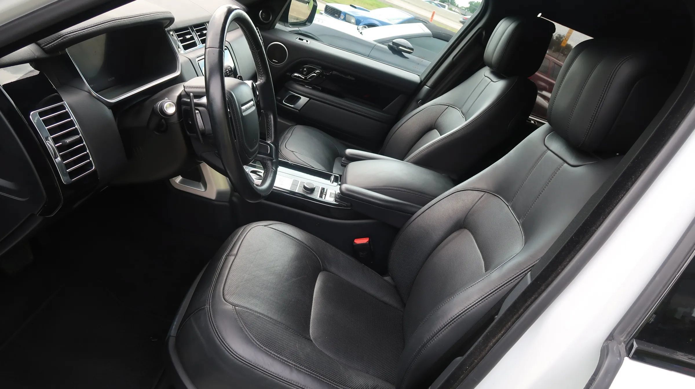 Used 2018 Land Rover Range Rover Long Wheelbase Supercharged AWD/4WD image 17