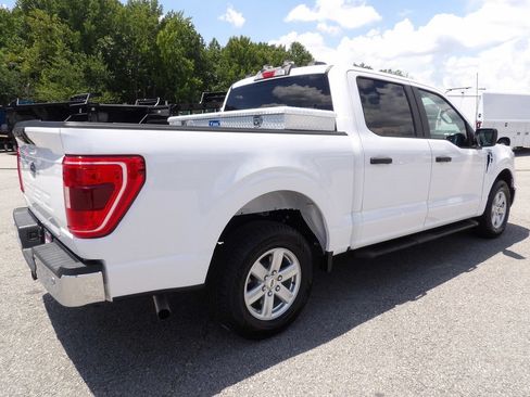 Used 2022 Ford F150 XLT w/ Trailer Tow Package RWD image 8