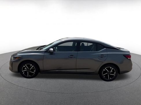 Used 2025 Nissan Sentra SV FWD image 7