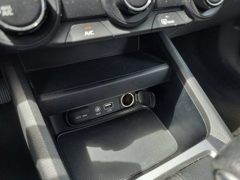 Used 2021 Kia Forte LXS FWD image 25