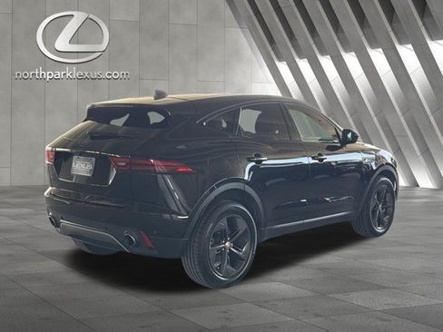 Used 2022 Jaguar E-PACE SE AWD/4WD image 6