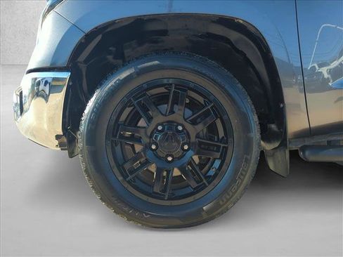 Used 2021 Toyota Tundra SR5 w/ SR5 Upgrade Package image 22