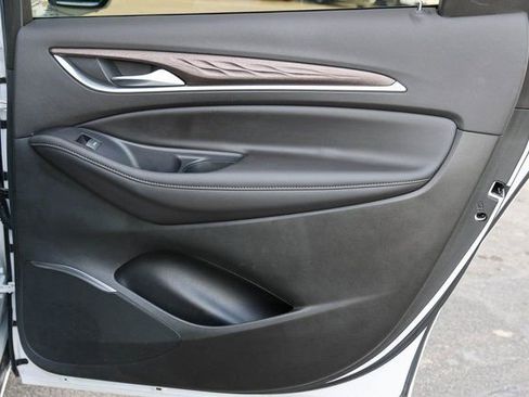 Used 2022 Buick Enclave Avenir w/ Avenir Technology Package image 20