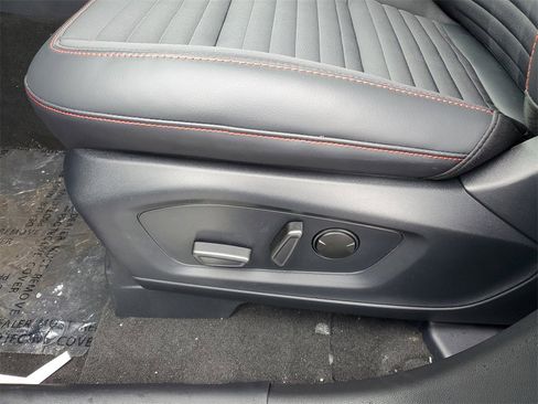 New 2026 Ford Explorer ST-Line image 8