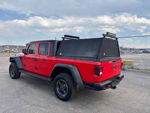 Used 2022 Jeep Gladiator Rubicon w/ Cold Weather Group AWD/4WD image 6