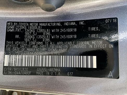 Used 2018 Toyota Highlander XLE AWD/4WD image 36