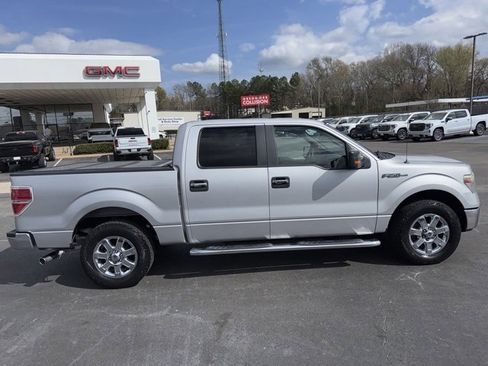 Used 2014 Ford F150 XLT w/ Equipment Group 302A Luxury image 6