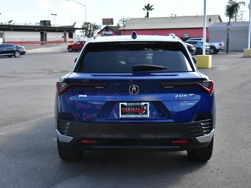 Used 2024 Acura ZDX A-Spec image 7