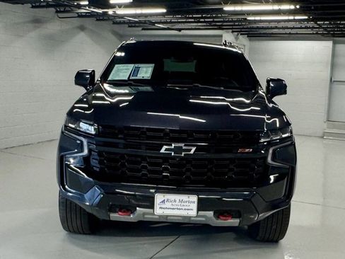 Used 2023 Chevrolet Suburban Z71 w/ Luxury Package image 8