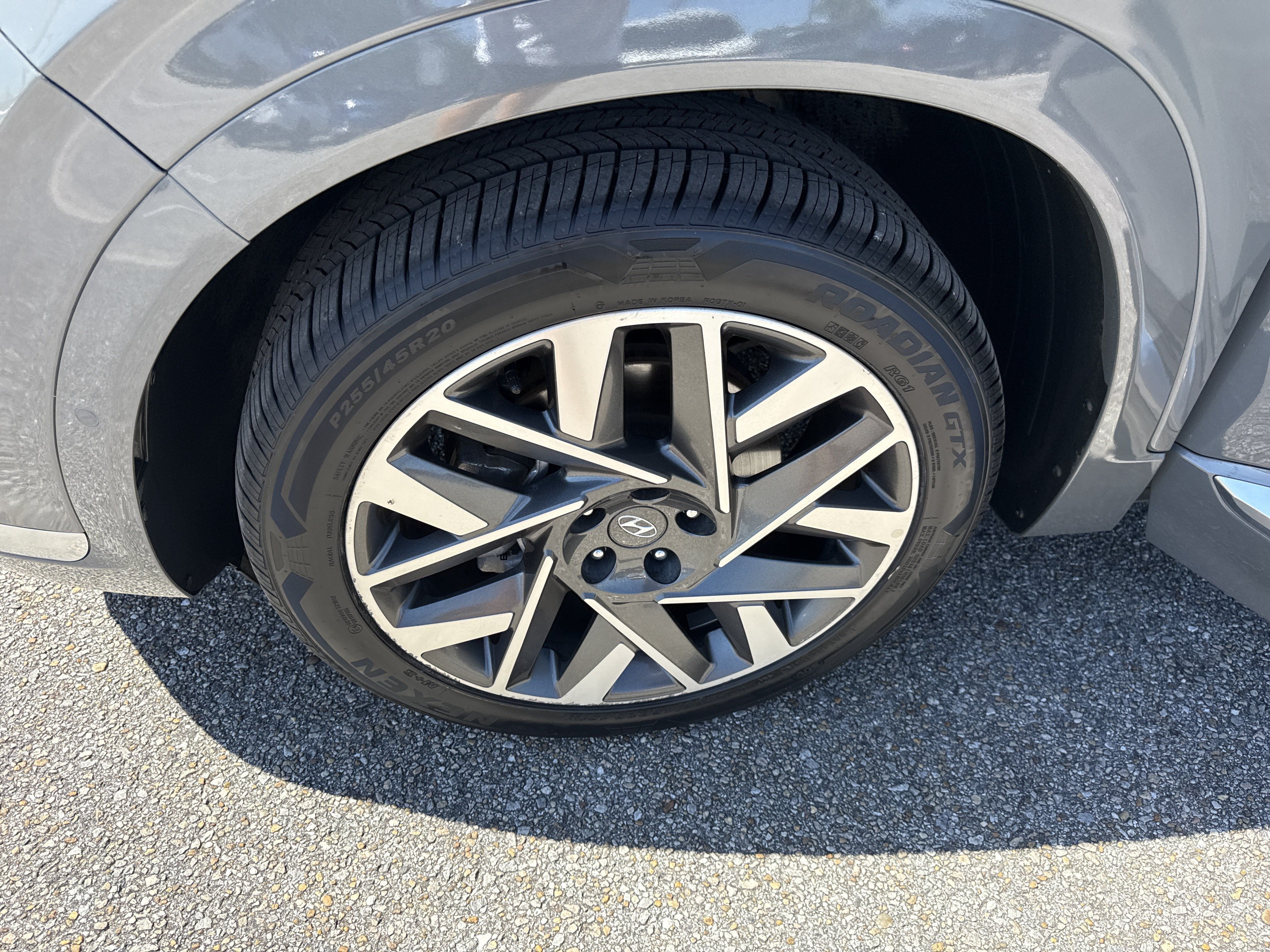Used 2023 Hyundai Santa Fe Calligraphy FWD image 19