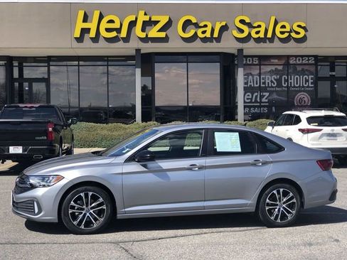 Used 2024 Volkswagen Jetta Sport FWD image 1