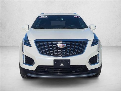 Used 2024 Cadillac XT5 Premium Luxury image 2