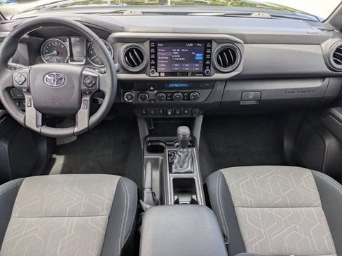 Used 2023 Toyota Tacoma TRD Off-Road w/ Technology Package AWD/4WD image 14