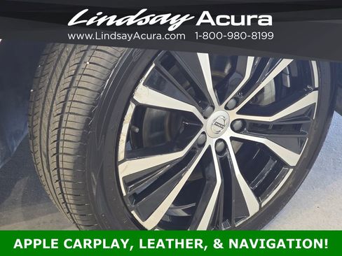 Used 2024 Volvo XC60 B5 Plus image 24