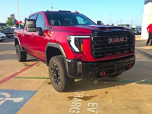 Used 2024 GMC Sierra 2500 AT4X AWD/4WD image 4