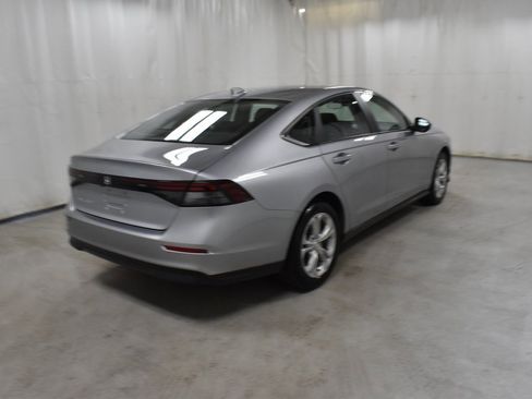 Certified 2023 Honda Accord LX image 5