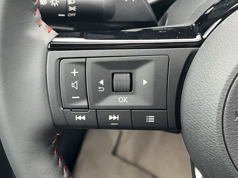 New 2026 Nissan Kicks SR w/ Cold Weather Package image 21