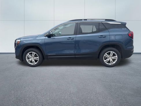 Used 2024 GMC Terrain SLE w/ Driver Convenience Package AWD/4WD image 5