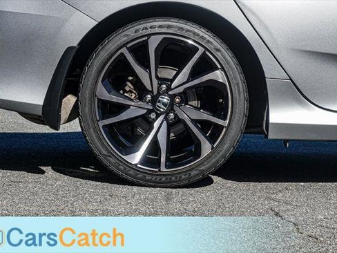 Used 2019 Honda Civic Sport image 16