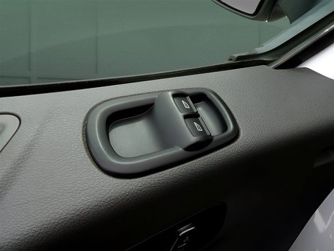 Used 2022 Ford Transit 350 XLT image 9