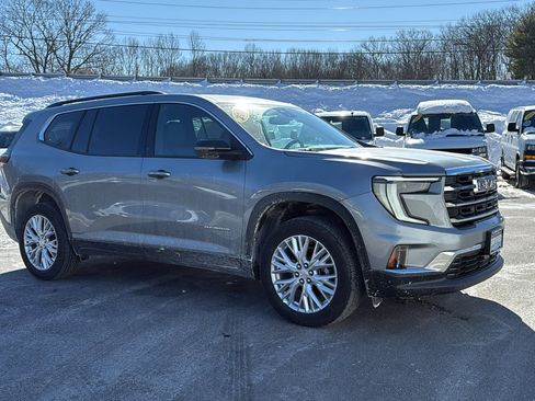 Certified 2025 GMC Acadia Elevation w/ Elevation Premium Package image 2