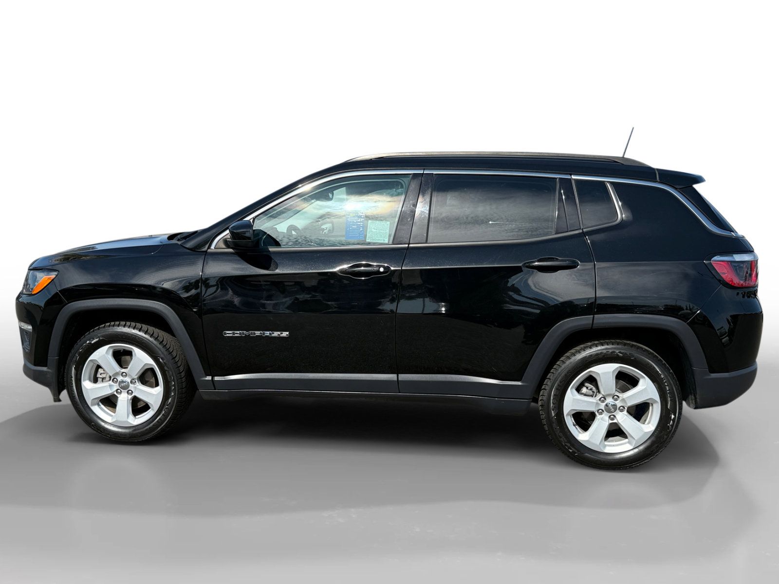 Used 2020 Jeep Compass Latitude FWD image 2