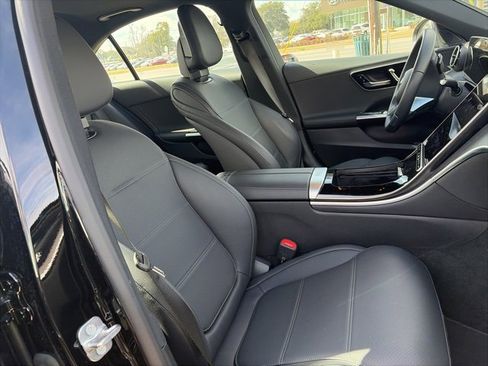 Used 2025 Mercedes-Benz C 300 Sedan image 10