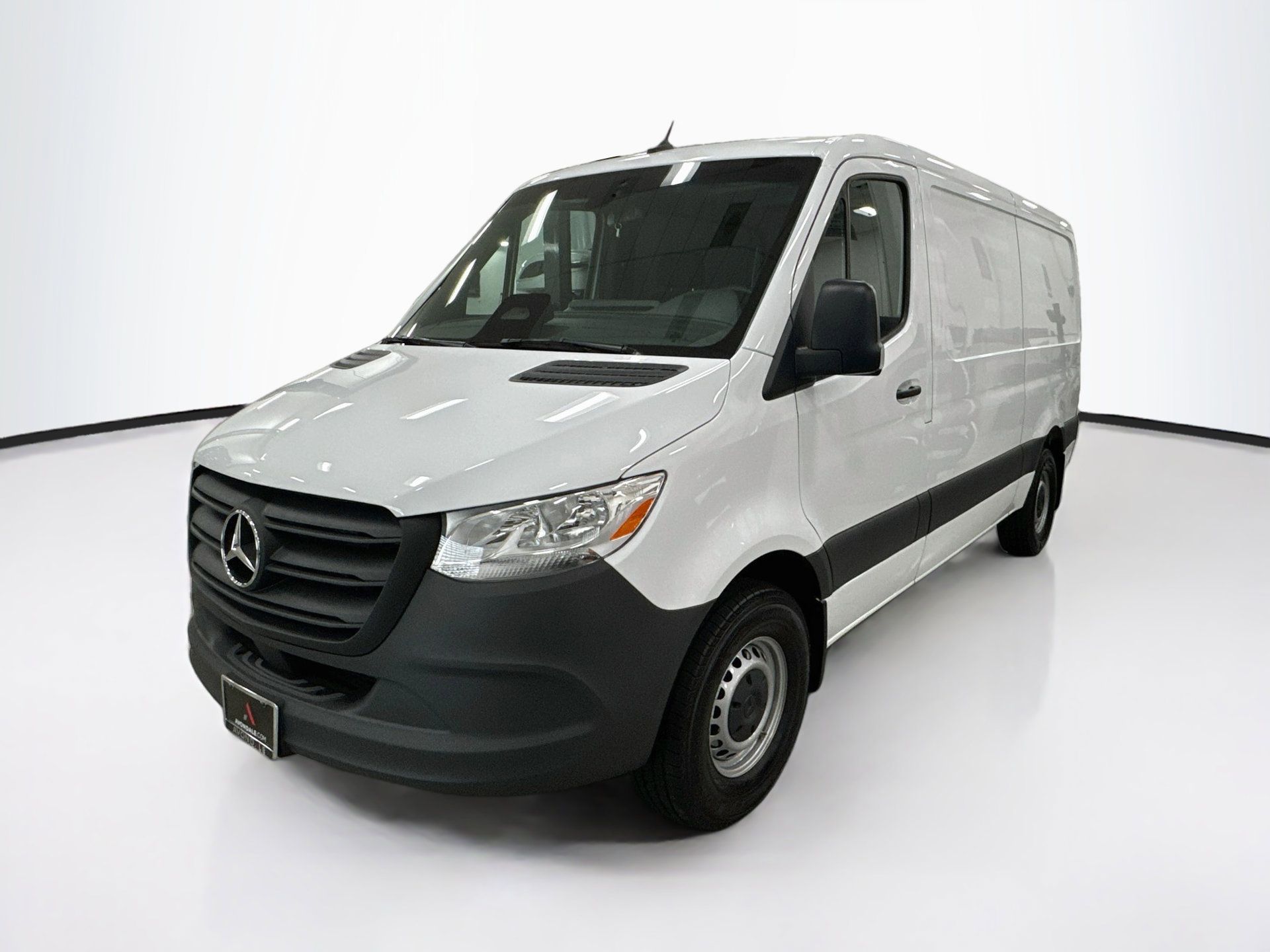 Used 2026 Mercedes-Benz Sprinter 2500 image 3