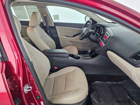 Used 2013 Kia Optima EX image 10