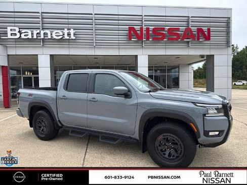 Certified 2025 Nissan Frontier PRO-4X w/ Pro Premium Package AWD/4WD image 8